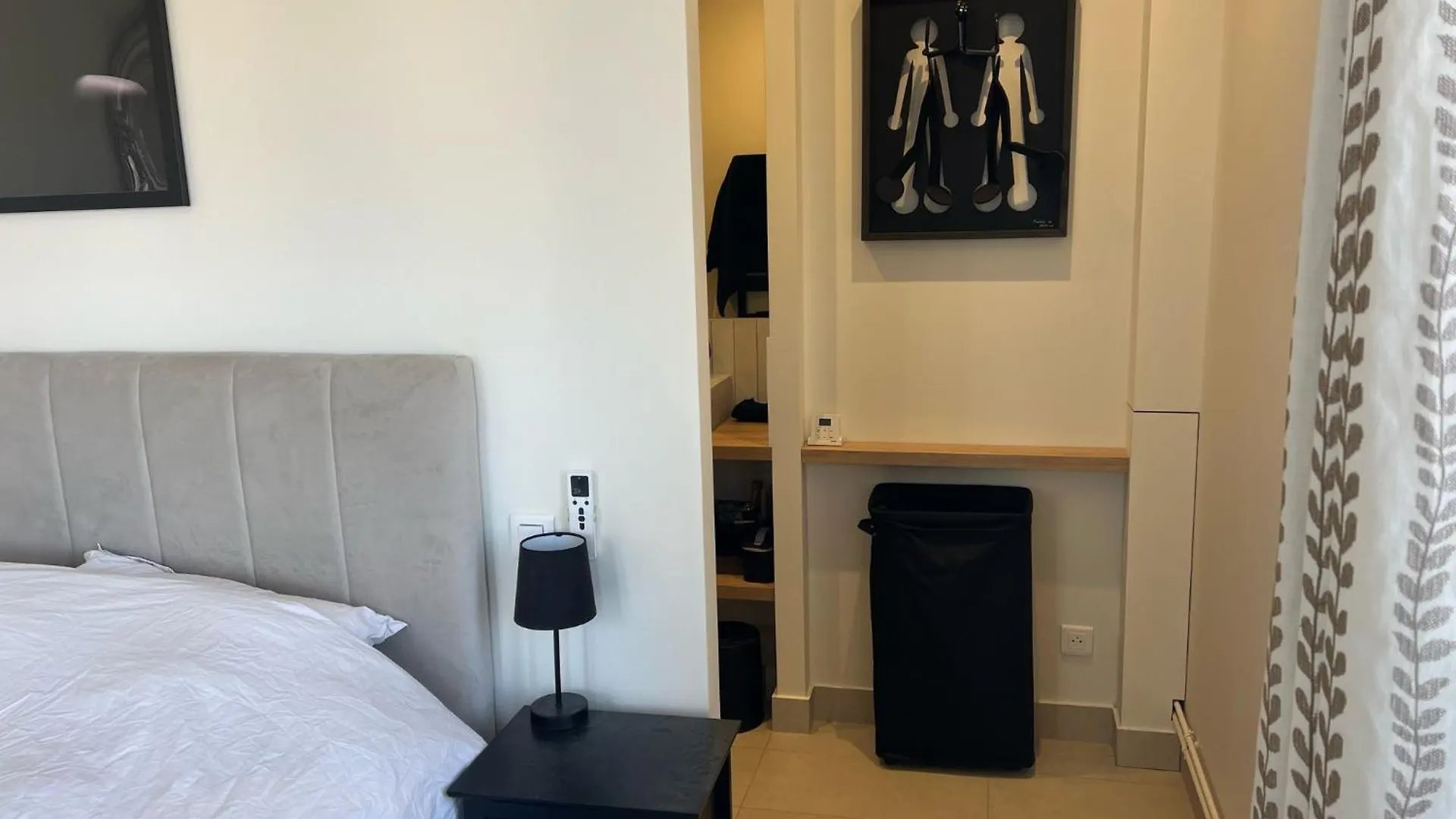 L'Elegance A La Parisienne Apartment  Paris