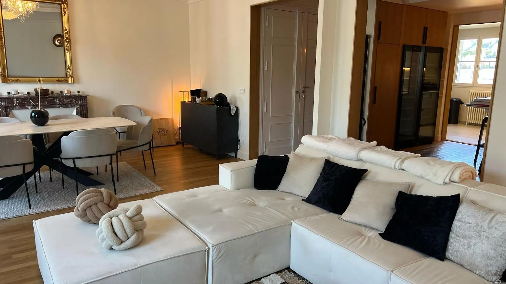 L'Elegance A La Parisienne Apartment 0*, Paris France